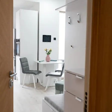 Apartman Maja Lux Subotica Exterior foto